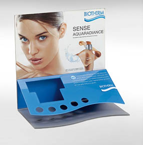 Espositore da banco in plexiglas per cosmetici