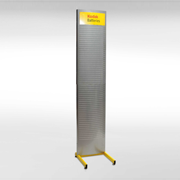 Totem in metallo personalizzato